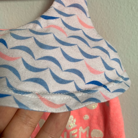 Disney Pixar Finding Nemo tank top - Picture 7 of 12